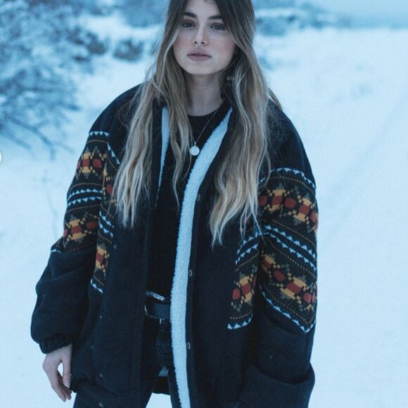 Arizona Vintage 'Vancouver' black vegan Navajo bomber, one size - Picture 7 of 12